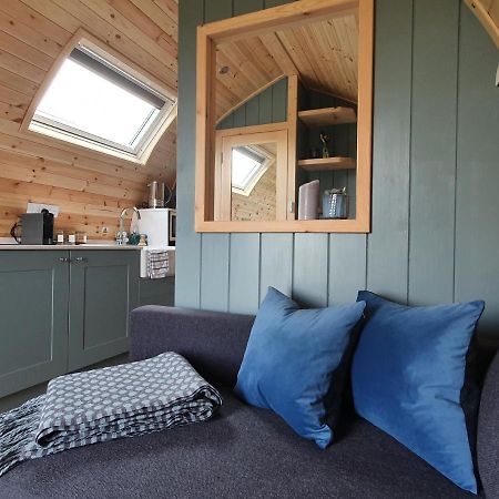 Odli Glamping - Luxury Glamping Pod Villa Welshpool Exterior photo